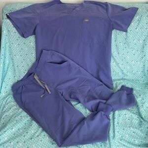 Men’s FIGS Scrub Top (L) & Pants (M/S) Set Blueberry